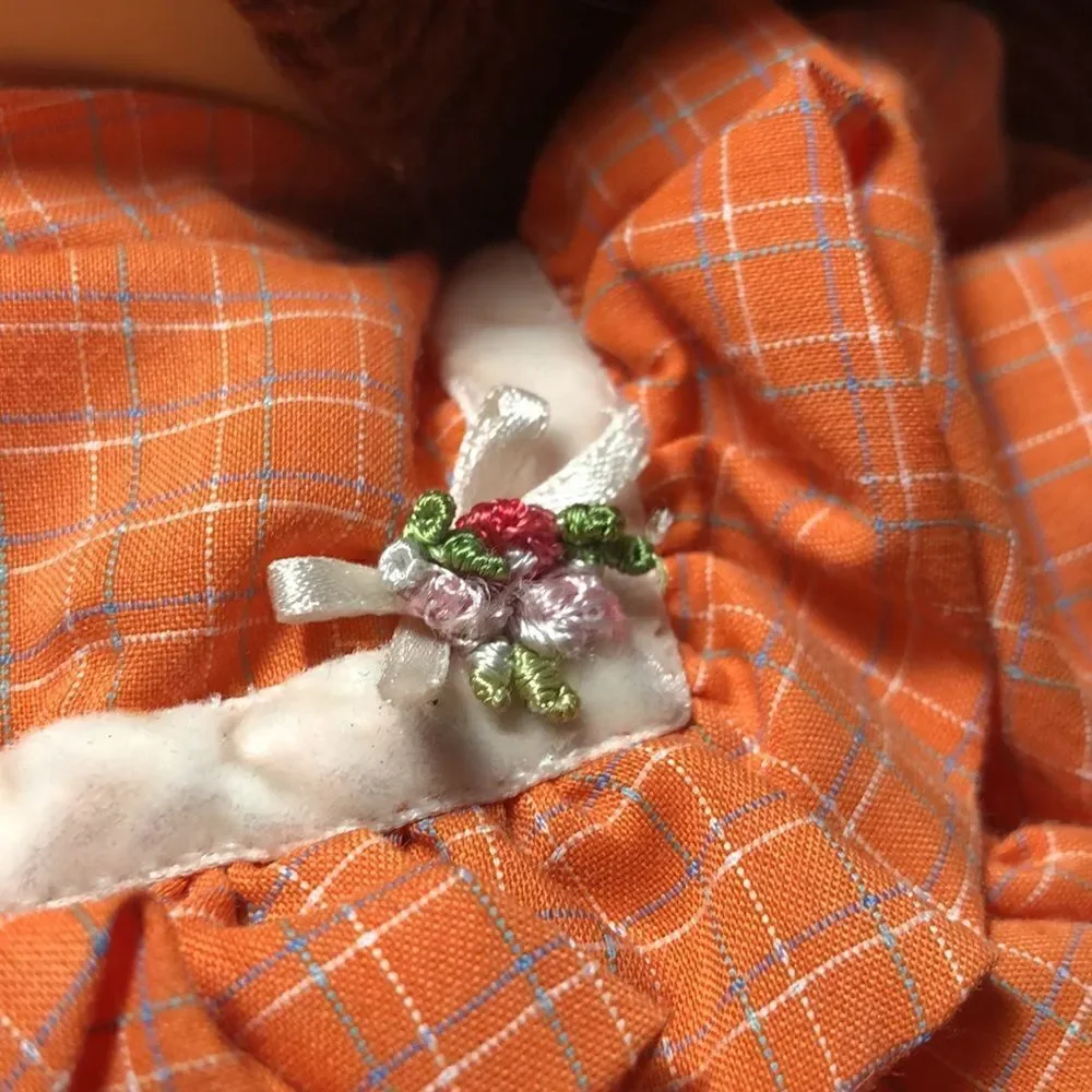 1985 Cabbage 🥬 Patch Doll signed with original dress.